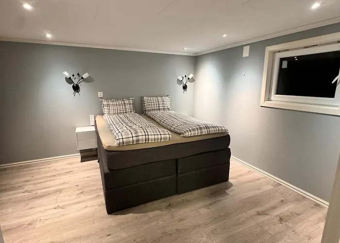 Detached House With 4 Bedrooms In A Quiet Child-friendly Area Villa *